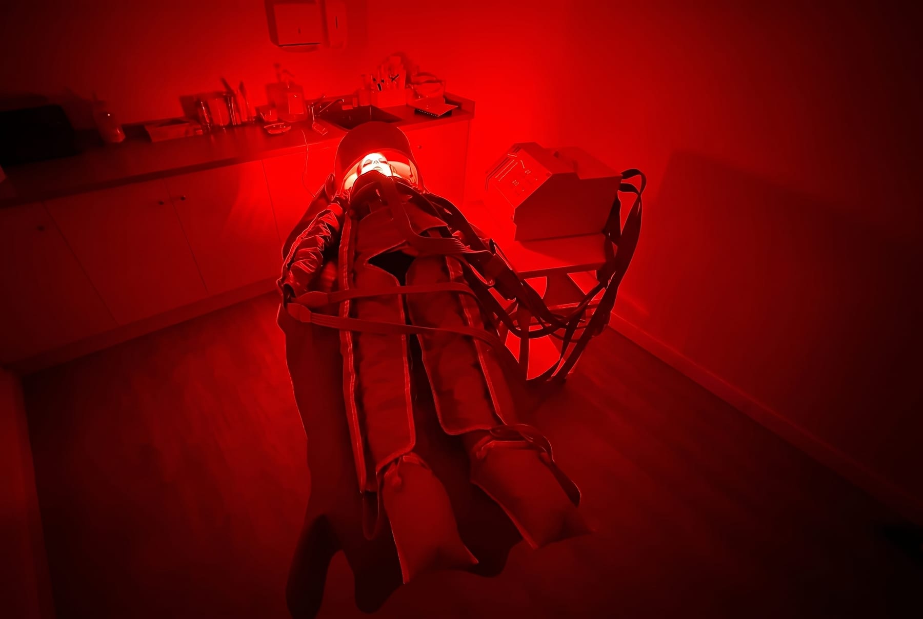 Integrated lymphatic light treatment