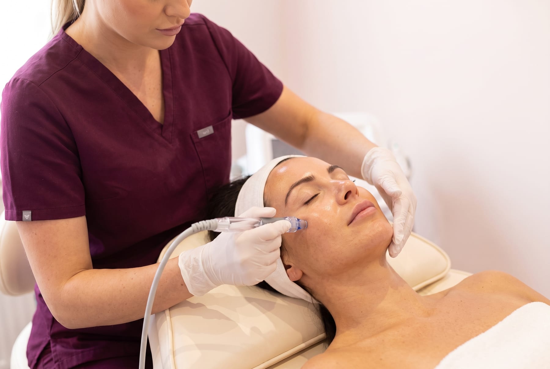 Profacial Hydrofacial